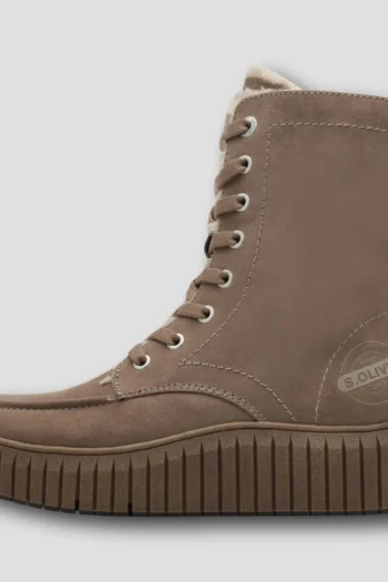 Winter-Boots in modischer Optik 10 Winter-Boots in modischer Optik