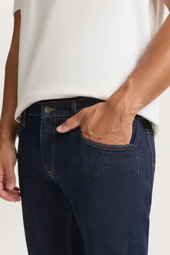 Cross Jeans Damien in Rinsed Wash 10 Cross Jeans Damien in Rinsed Wash