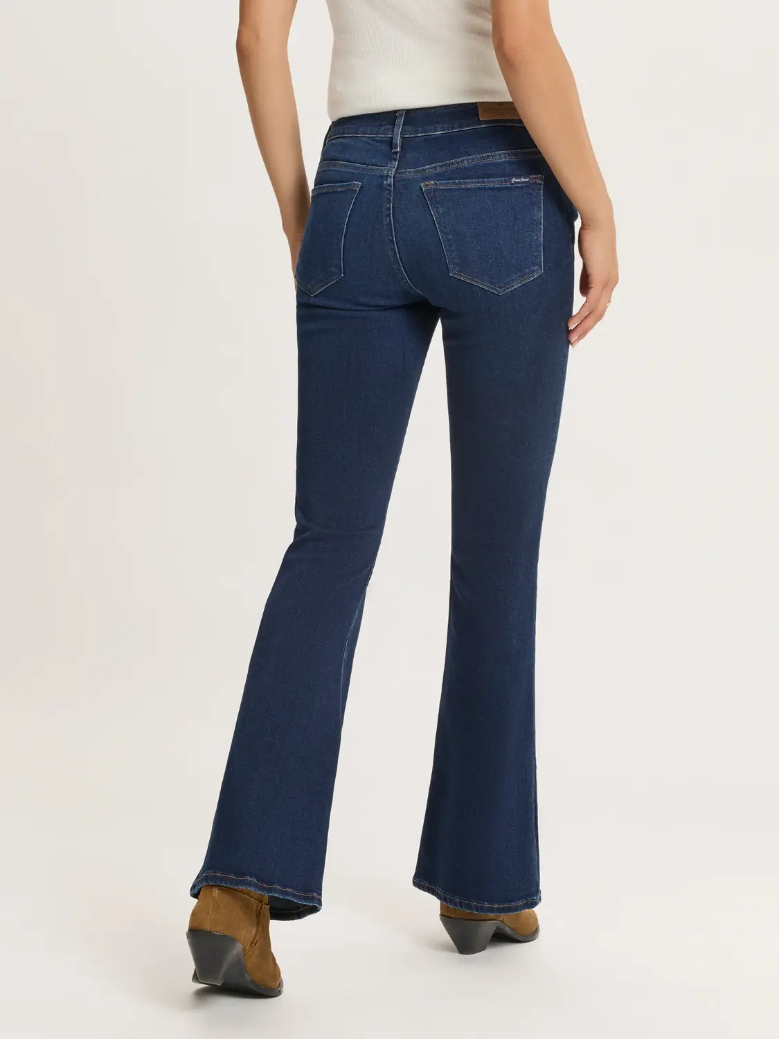 Flare Cut Jeans Faye von Cross 2 Flare Cut Jeans Faye von Cross