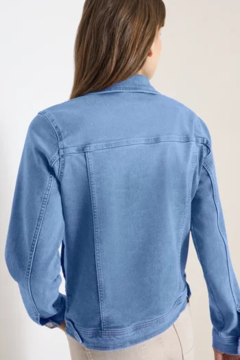 Jeansjacke mit Brusttaschen und Knöpfen 7 Jeansjacke mit Brusttaschen und Knöpfen