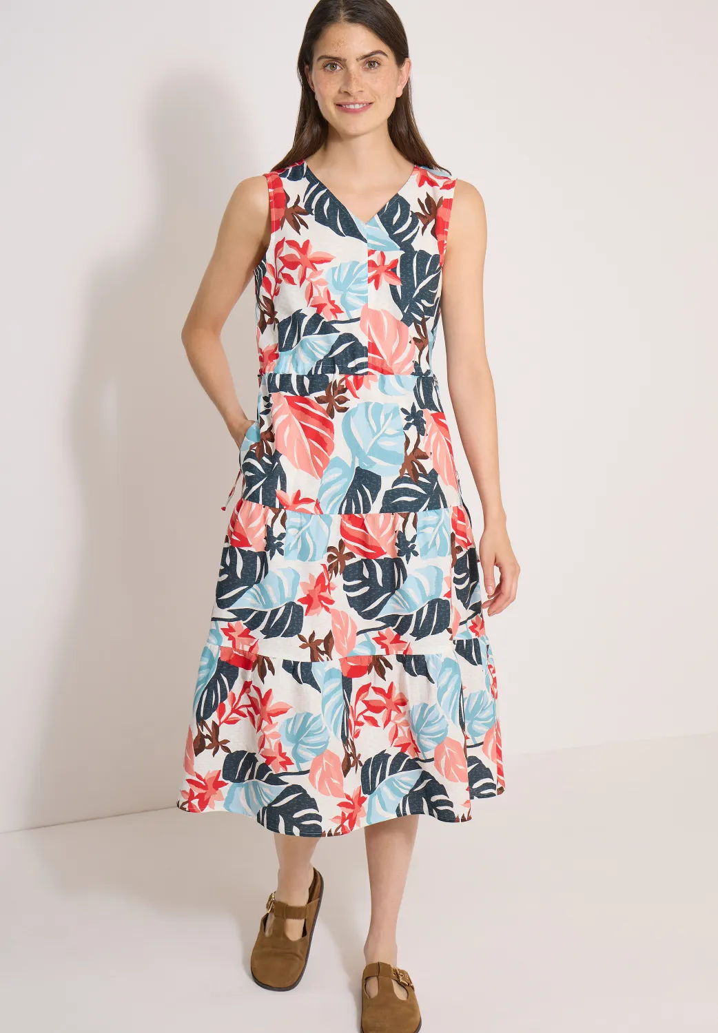 Midikleid mit V-Neck und Print 5 Midikleid mit V-Neck und Print – Bild 5
