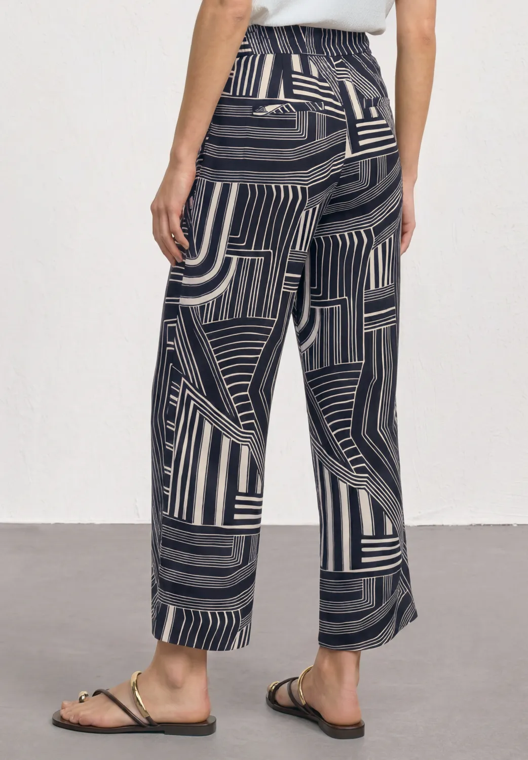 7/8 High Waist Culotte mit Muster 2 7/8 High Waist Culotte mit Muster – Bild 2