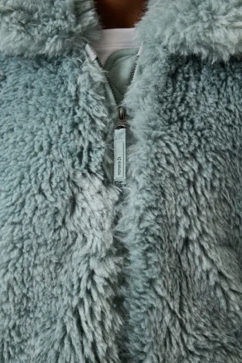 Fake Fur Jacke von Garcia Teens 8 Fake Fur Jacke von Garcia Teens – Bild 3