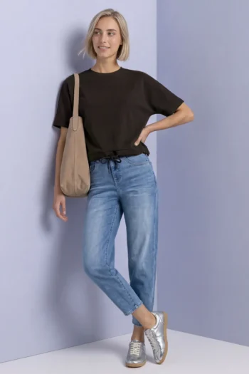 T-Shirt im Silk-Look mit Rundhals 18 T-Shirt im Silk-Look mit Rundhals – Bild 9